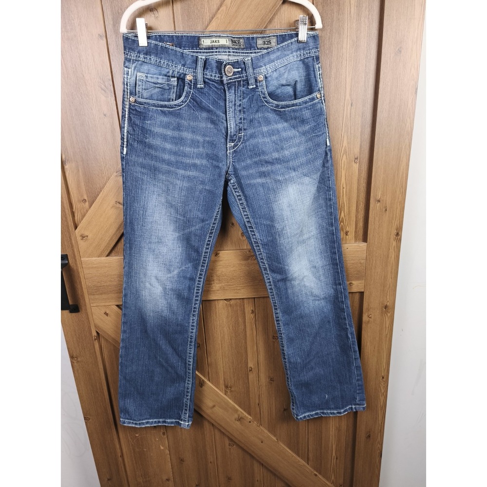 BKE Jake Jeans Mens 32x30 Straight Medium Wash Blue Stretch Denim Buckle